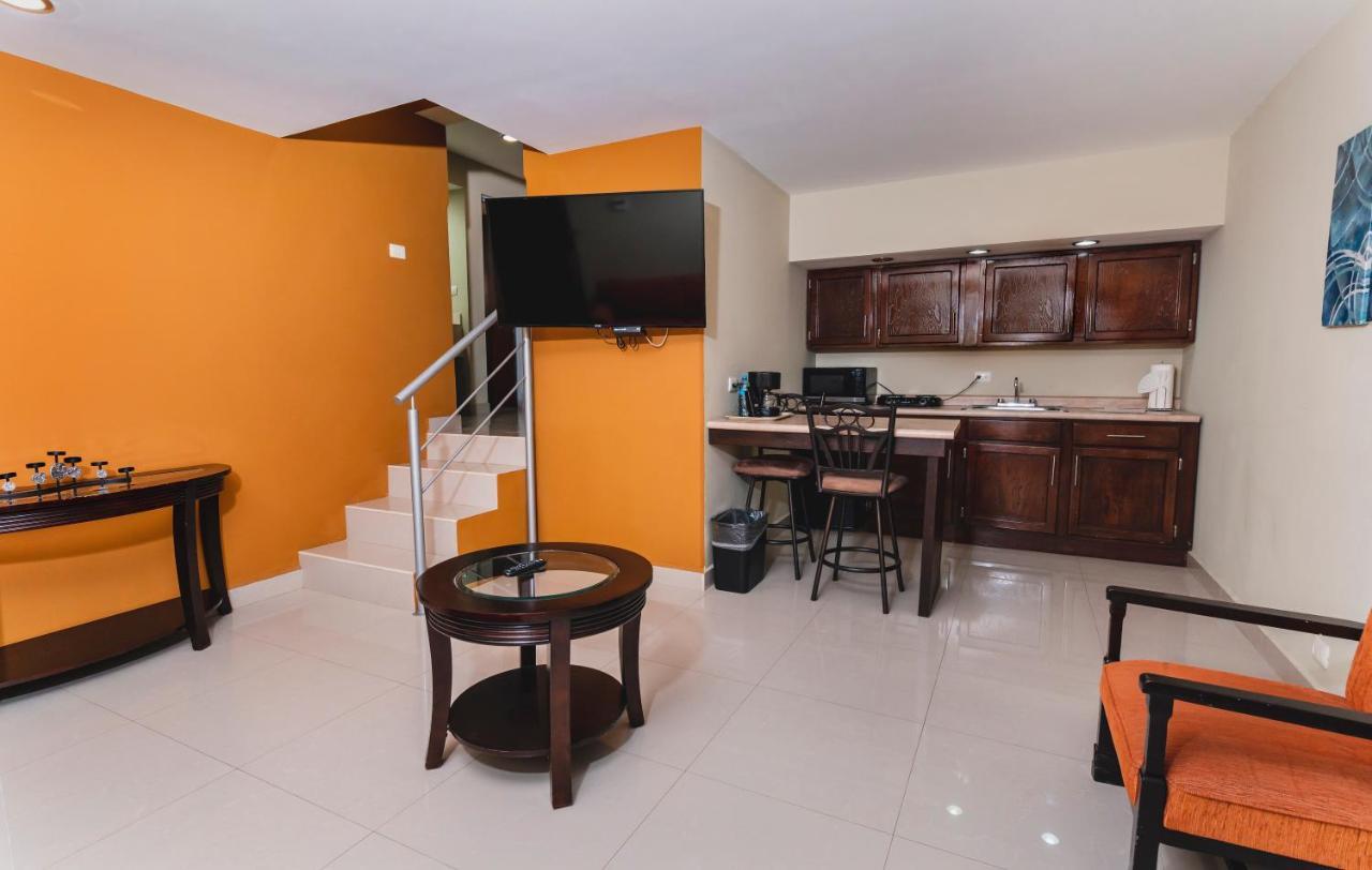 El Camino Hotel & Suites Heroica Caborca Dış mekan fotoğraf