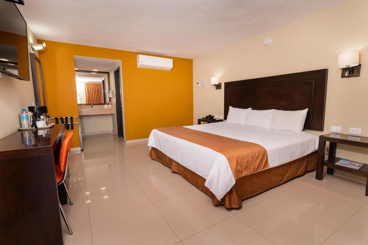El Camino Hotel & Suites Heroica Caborca Dış mekan fotoğraf